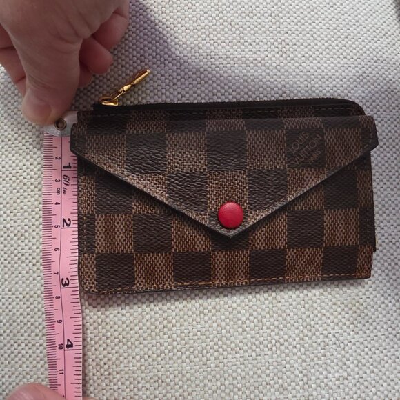 Louis Vuitton Card & Coin Holder with key chain - Picture 12 of 13